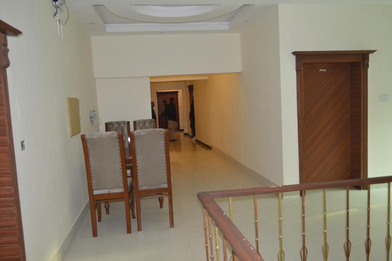 Rose Valet Guest House Islamabad Esterno foto