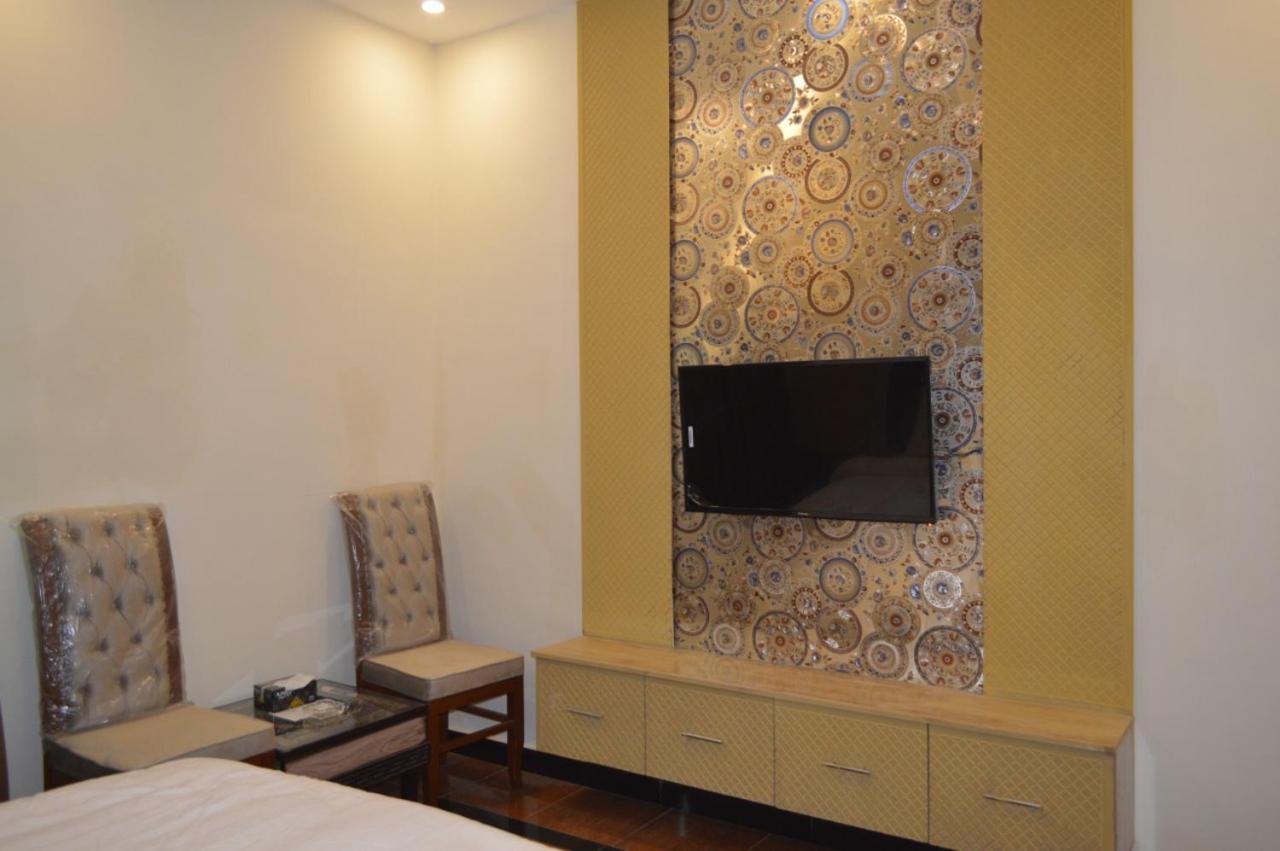 Rose Valet Guest House Islamabad Esterno foto