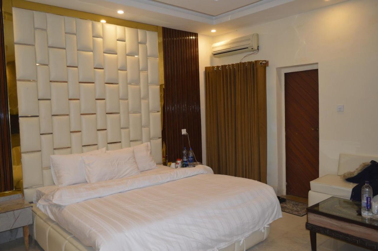 Rose Valet Guest House Islamabad Esterno foto