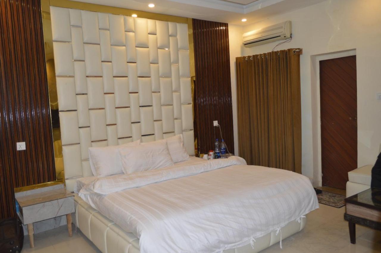 Rose Valet Guest House Islamabad Esterno foto